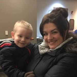 Meet your Posher, Carissa